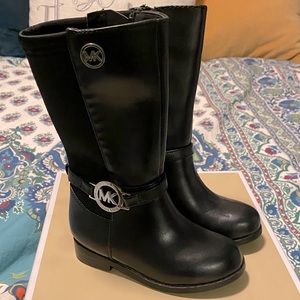 Michael Kors Girls/toddler black boots